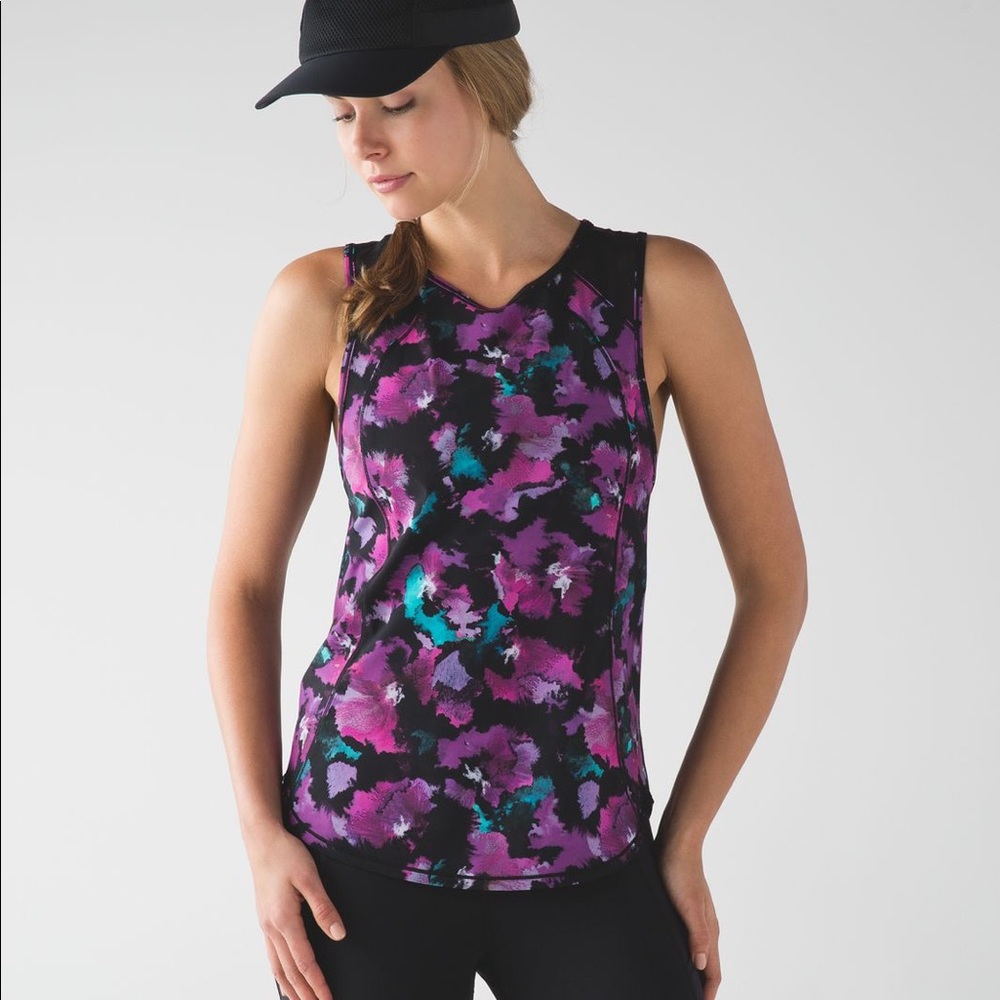 Lululemon Sculpt Tank II Fuchsia and Black Floral